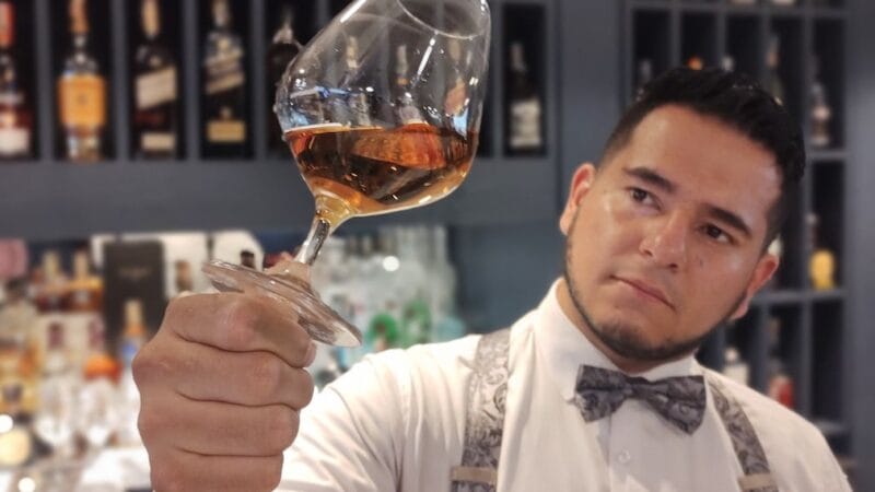 Sofitel Bogotá Victoria Regia reimagina la cultura alrededor del ‘Agua de Vida’ con Maestros del Whisky