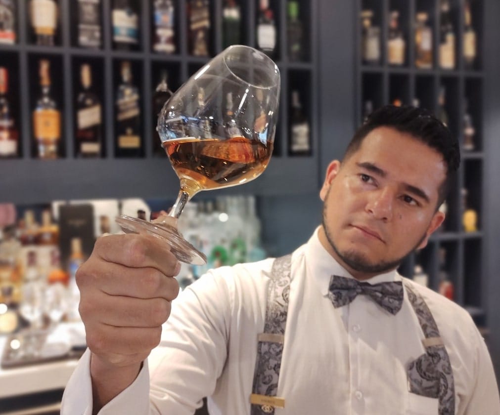 Sofitel Bogotá Victoria Regia reimagina la cultura alrededor del ‘Agua de Vida’ con Maestros del Whisky