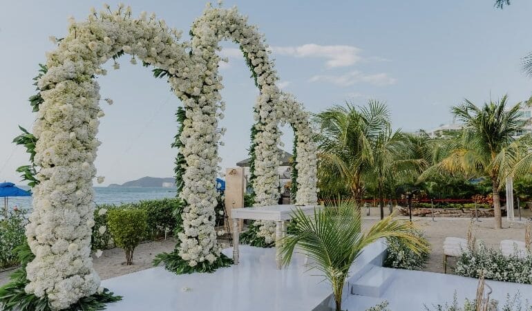 Bodas ecológicas y exóticas en la playa: tendencias 2023