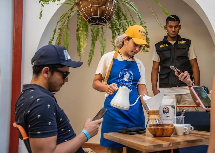 Una exquisita experiencia de alta gastronómica “Show de Filtrado de Café Vívolo” en Santa Marta