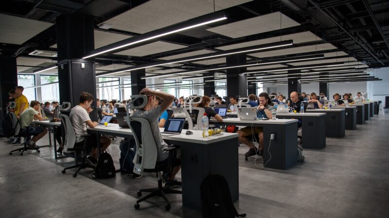 Bosch organiza un hackathon mundial en colaboración con OutSystems 